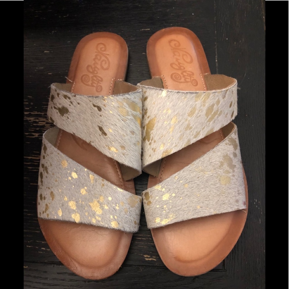 Naughty monkey sandals